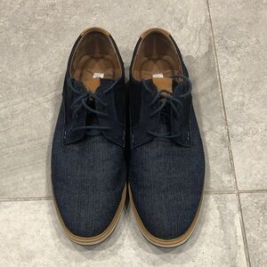 Steve Madden Navy Blue Oxfords